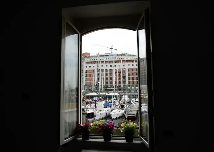 Casa Del Porto Al Borgo Marinari